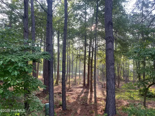 West End, NC 27376,166 Lancashire LN