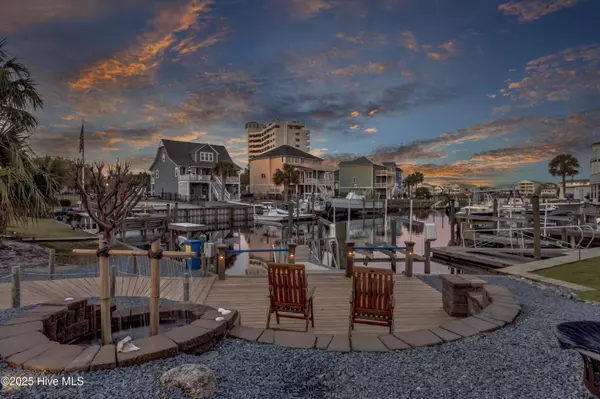 Carolina Beach, NC 28428,1001 Waterview PL