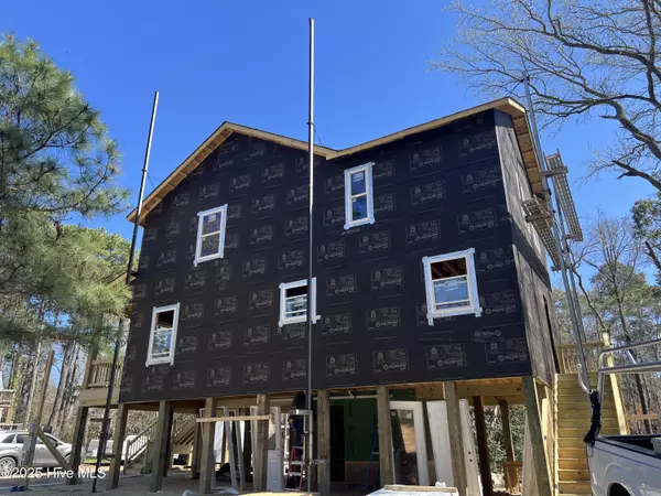 Jarvisburg, NC 27947,211 Colonial Beach RD