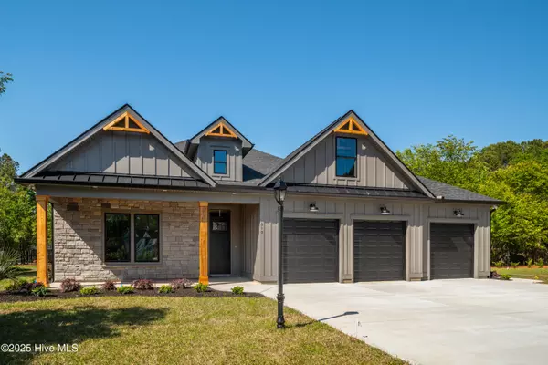 Calabash, NC 28467,619 Bingham CT NW