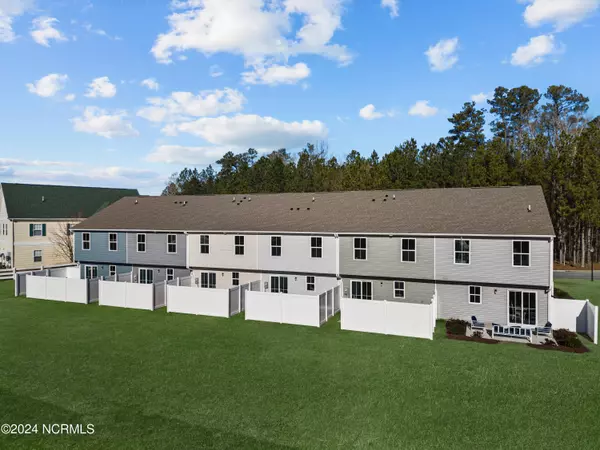 Elizabeth City, NC 27909,2505 Lambsberry CIR