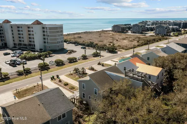 North Topsail Beach, NC 28460,1983 New River Inlet RD