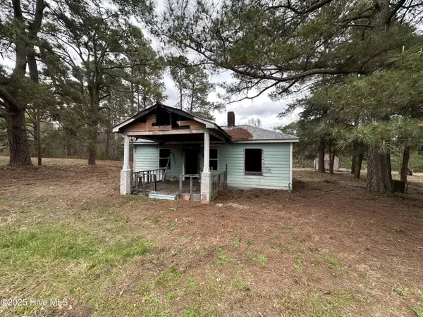 Laurinburg, NC 28352,18345 Airbase RD