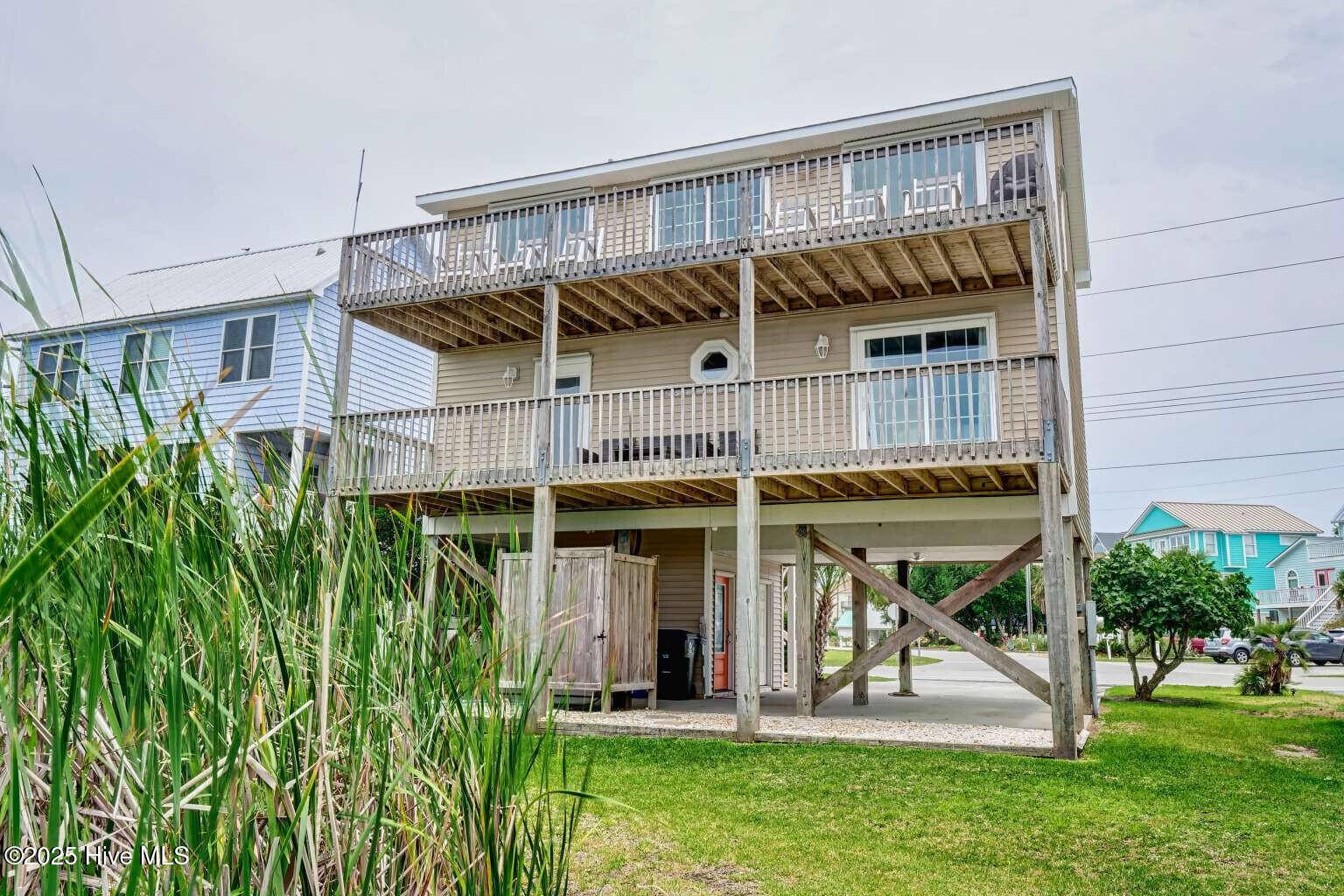 Surf City, NC 28445,1001 S Topsail DR