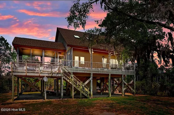 Washington, NC 27889,117 Mallard Creek DR