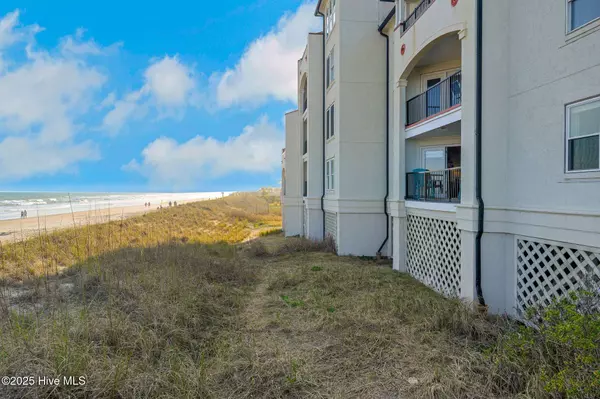 North Topsail Beach, NC 28460,790 New River Inlet RD #Unit 113a