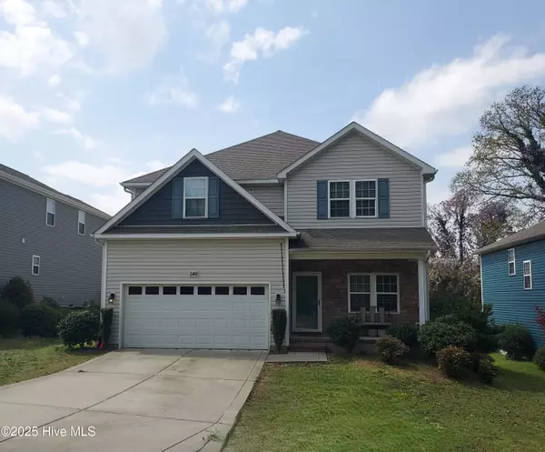 546 W New Hampshire AVE, Southern Pines, NC 28387