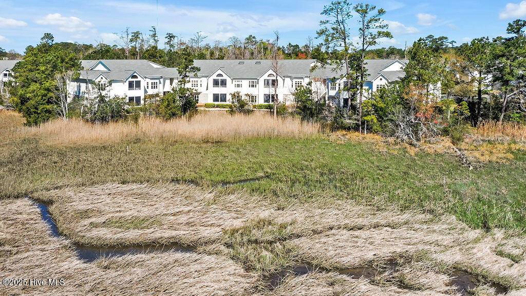 208 Fullford LN #Unit 203, Wilmington, NC 28412