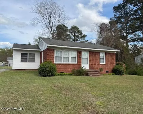 Williamston, NC 27892,202 Victoria AVE