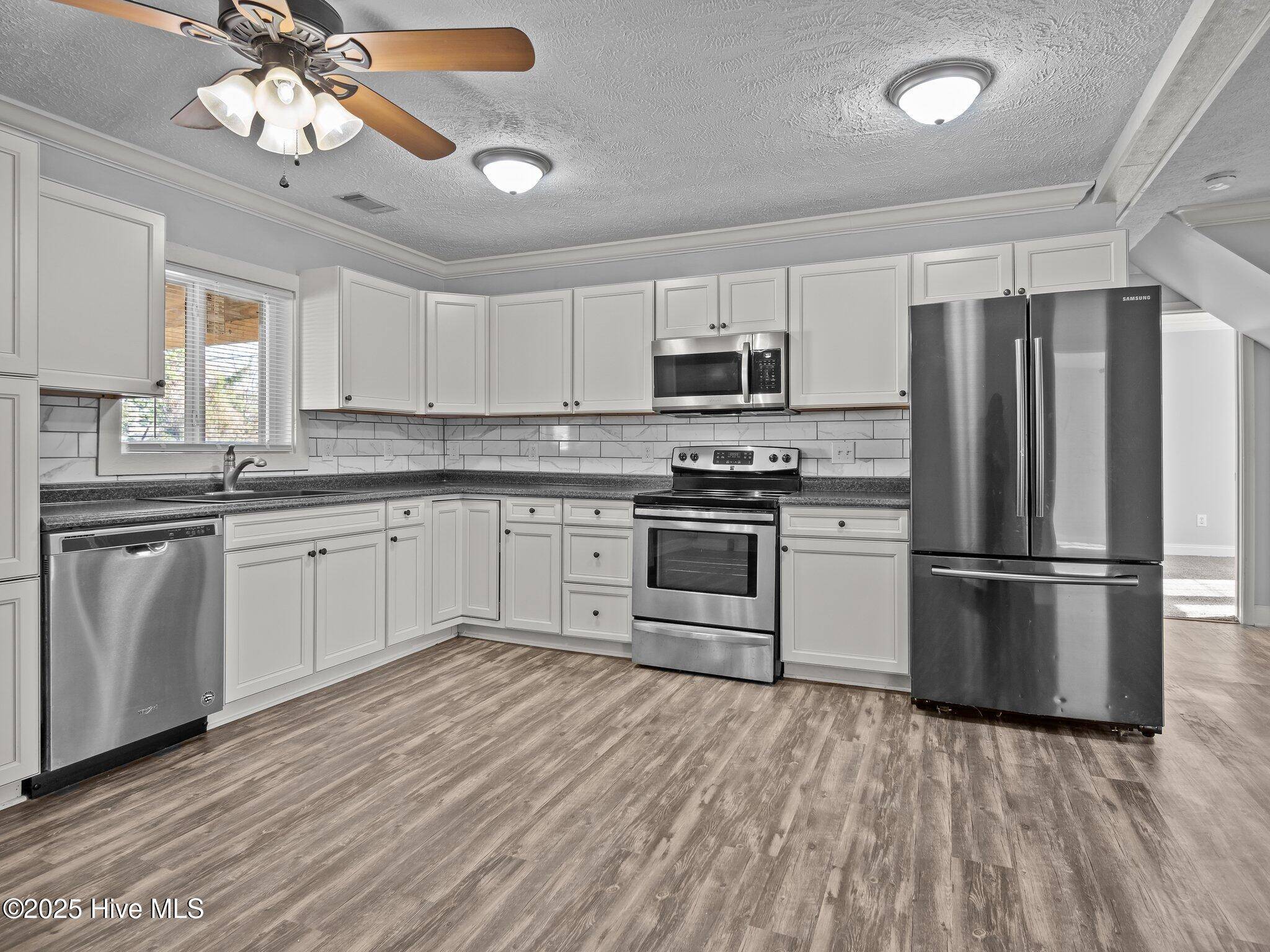 Newport, NC 28570,108 Chatham ST