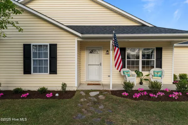Havelock, NC 28532,1004 Locust CT