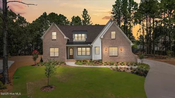 320 Sloan LN, Pinehurst, NC 28374