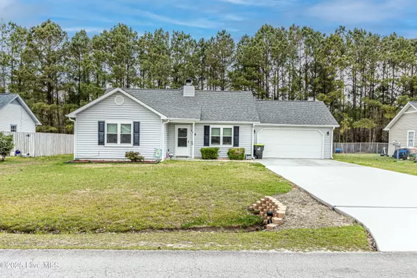 149 Glenwood DR, Hubert, NC 28539