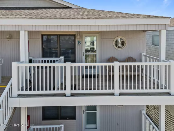 Holden Beach, NC 28462,433 Ocean BLVD W ## B