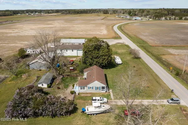 Newport, NC 28570,489 Newport Loop RD