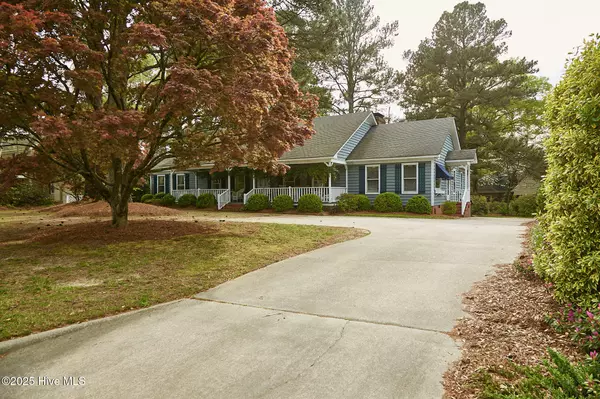 Wilson, NC 27896,2313 Foxcroft RD NW