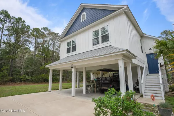 Holly Ridge, NC 28445,217 Alderman Landing RD