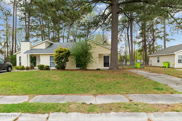 Havelock, NC 28532,124 Twin Wood DR