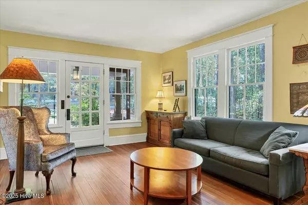 Southern Pines, NC 28387,260 N Ridge ST