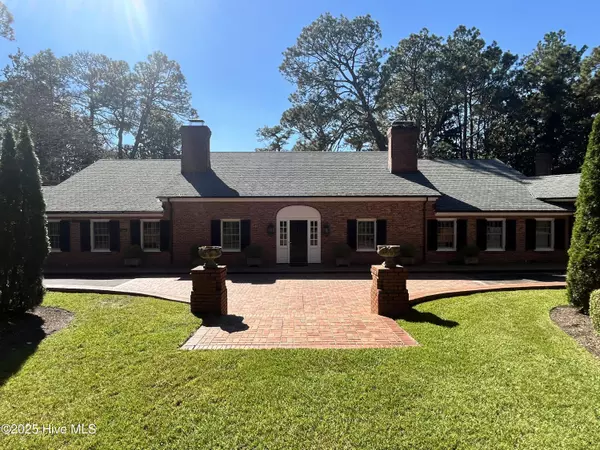 Pinehurst, NC 28374,4 Augusta WAY