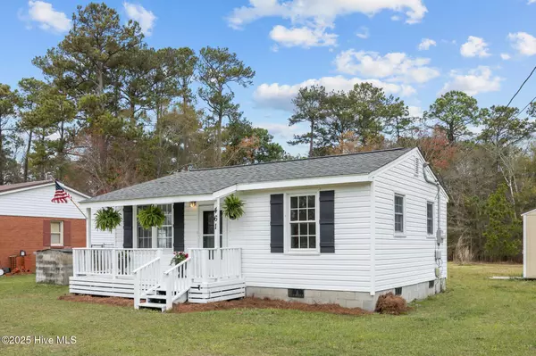 Holly Ridge, NC 28445,461 Old Folkstone RD
