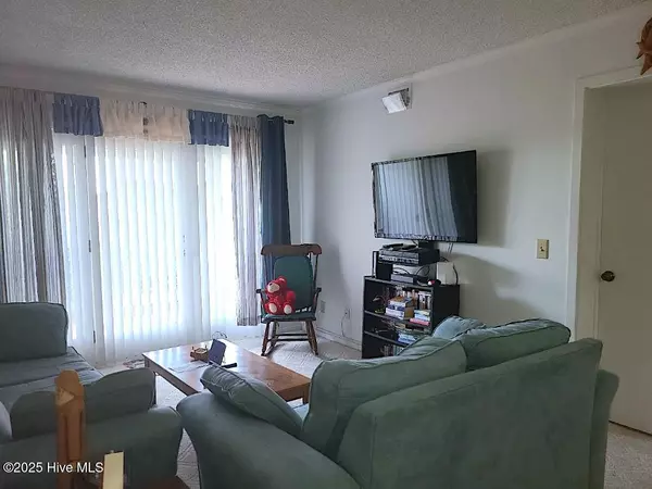 Carolina Beach, NC 28428,400 Virginia AVE #Unit 104b