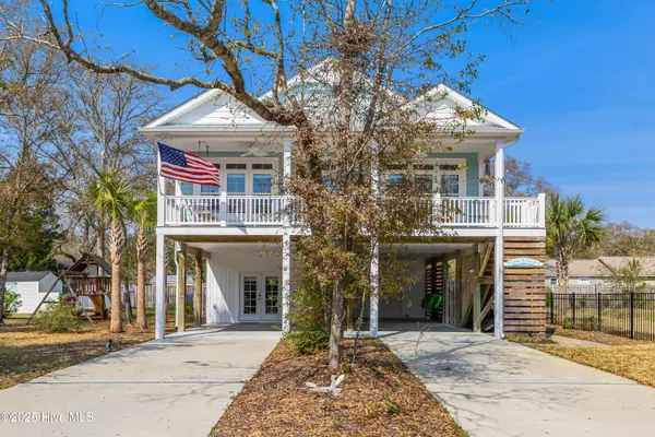 Oak Island, NC 28465,117 NW 2nd ST