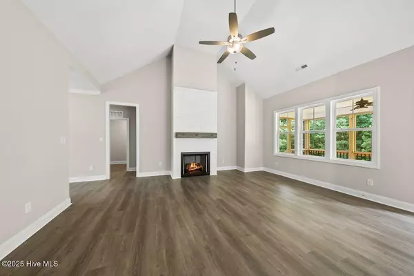 Spring Hope, NC 27882,40 Moonraker DR