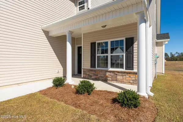 New Bern, NC 28562,2032 Bluewater BLVD