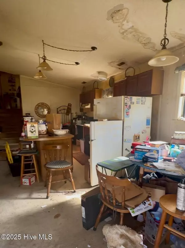 Grandy, NC 27939,148 Holly Crescent DR