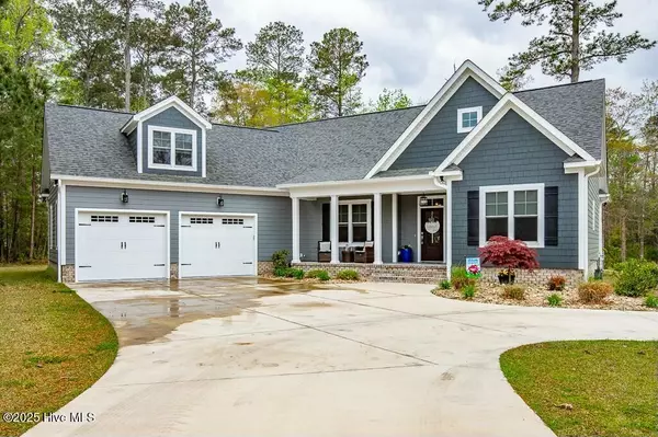 3507 Denim CT, New Bern, NC 28562