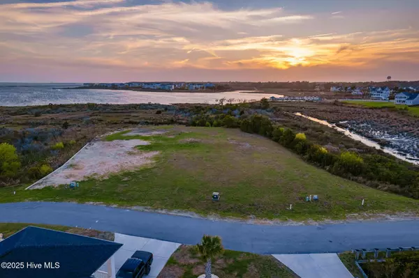 Newport, NC 28570,614 Fishermans PT