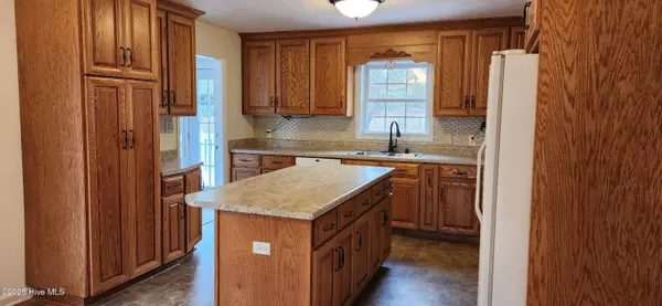 Laurinburg, NC 28352,7860 Fox Crossing RD