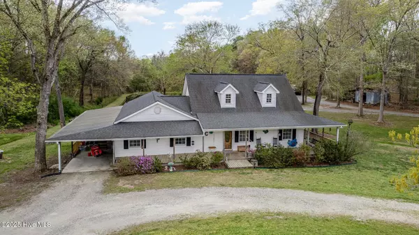 Robbins, NC 27325,472 Jesse Phillips RD