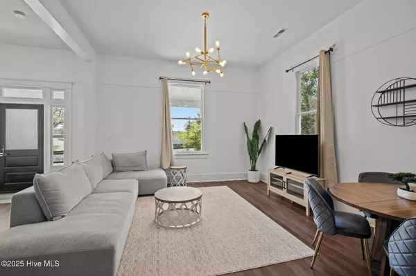 Wilson, NC 27893,313 Railroad ST E