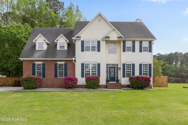 100 Drayton Hall,  Jacksonville,  NC 28540