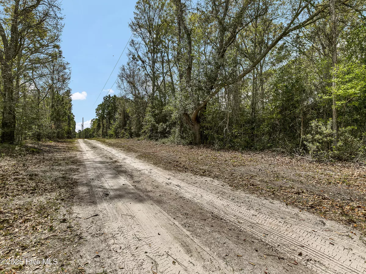 Hampstead, NC 28443,00 Old Whitfield RD
