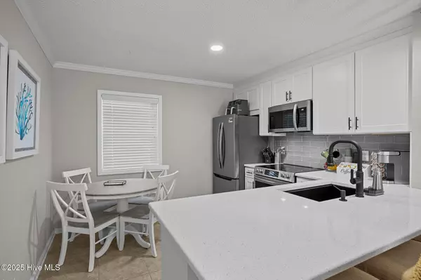 North Topsail Beach, NC 28460,2196 New River Inlet RD #Unit 261