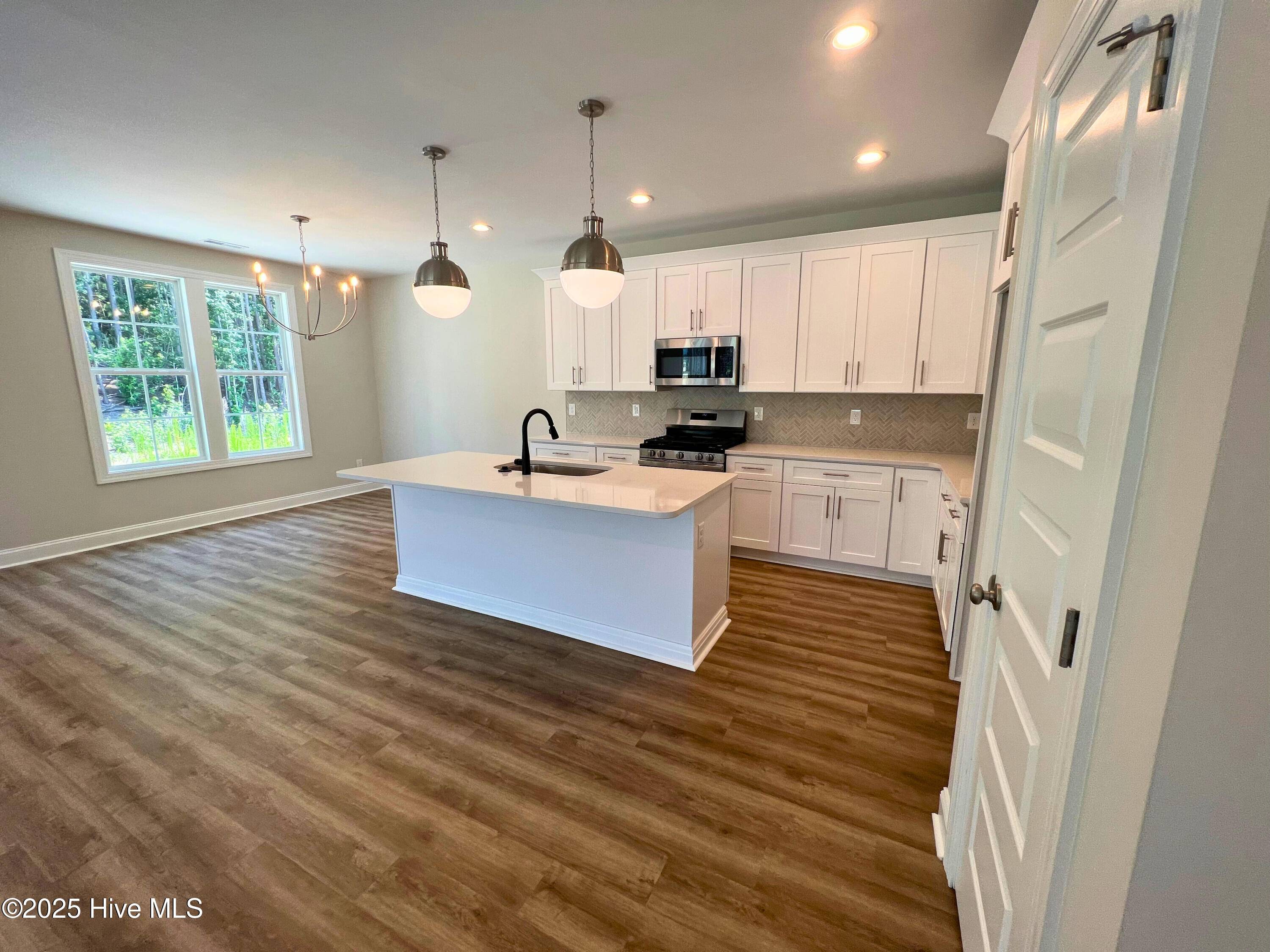 New Bern, NC 28562,1007 Exeter PL