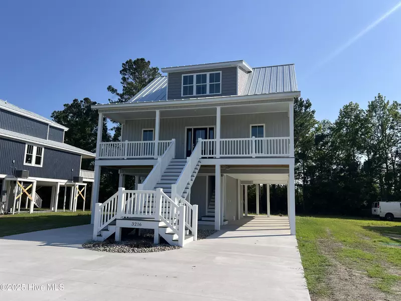 3216 Whichards Beach RD, Chocowinity, NC 27817