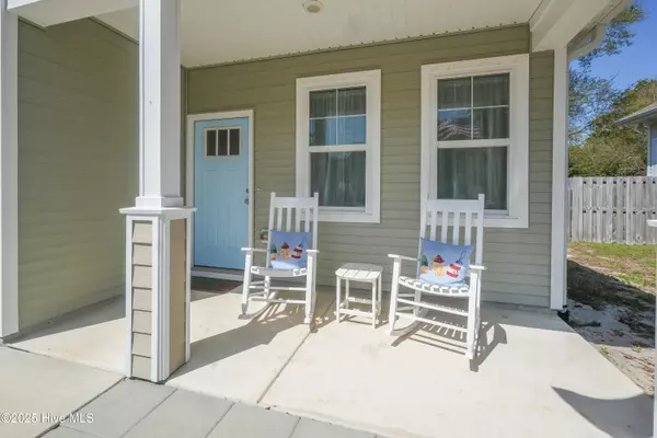 Oak Island, NC 28465,123 NE 7th ST