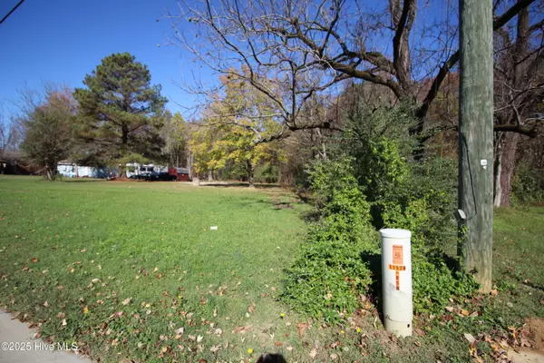 Holly Springs, NC 27540,936 W Holly Springs RD