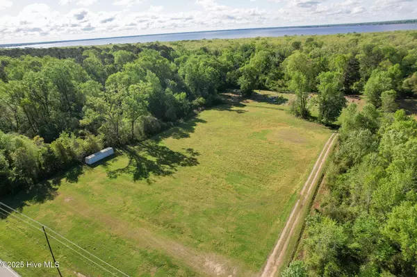 Lake Waccamaw, NC 28450,0 Near 7520 Sam Potts HWY