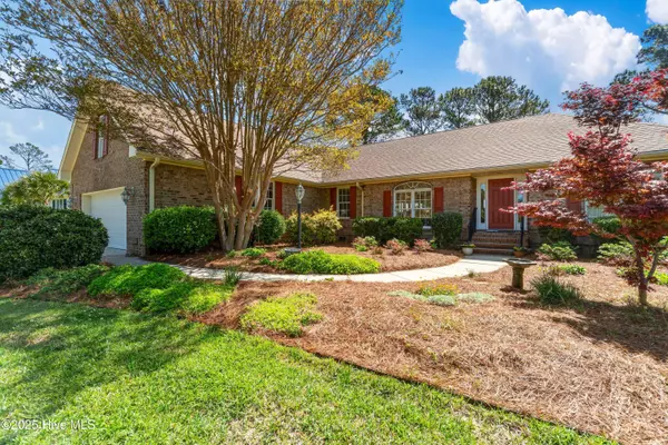 Oriental, NC 28571,6042 Dolphin RD