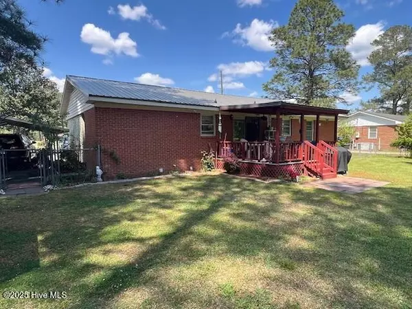 Bladenboro, NC 28320,410 5th ST