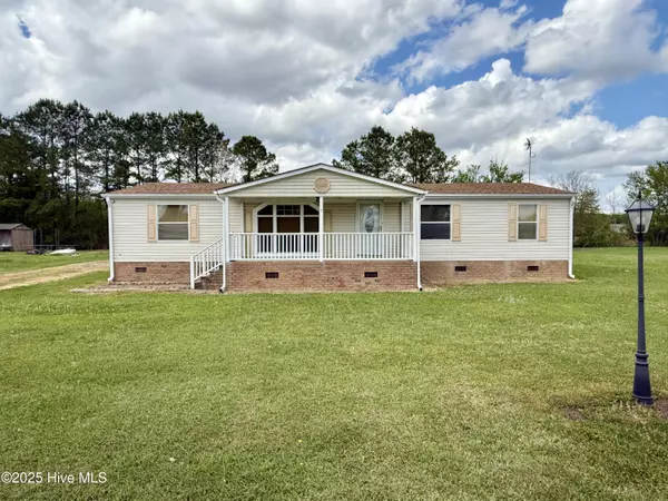 5050 Bear Grass RD, Williamston, NC 27892