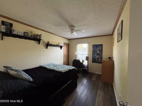 Kinston, NC 28504,518 Manley Creek CRK