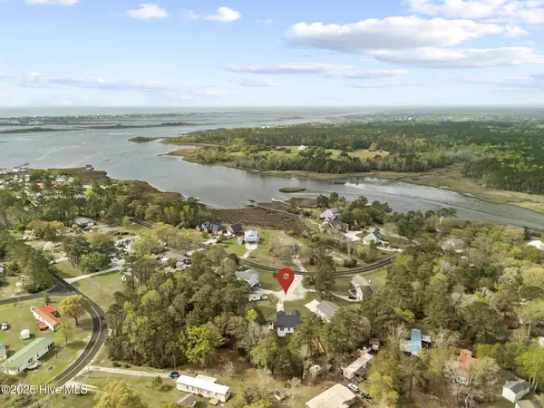 Surf City, NC 28445,100 Barnacle CIR