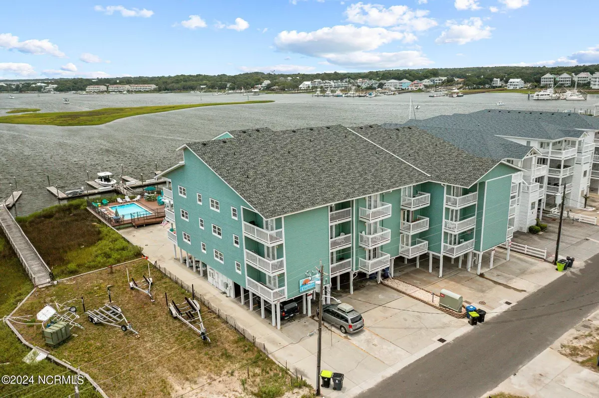 Carolina Beach, NC 28428,111 Florida AVE #Apt 10