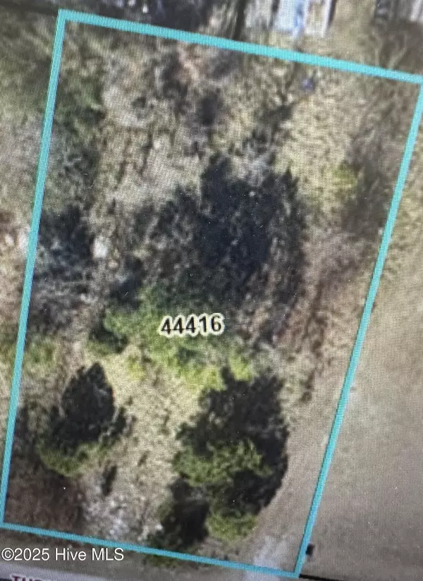 932 Thomas ST, Greenville, NC 27834